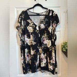 Torrid Stretch Challis Lace-Up Back Top size 4